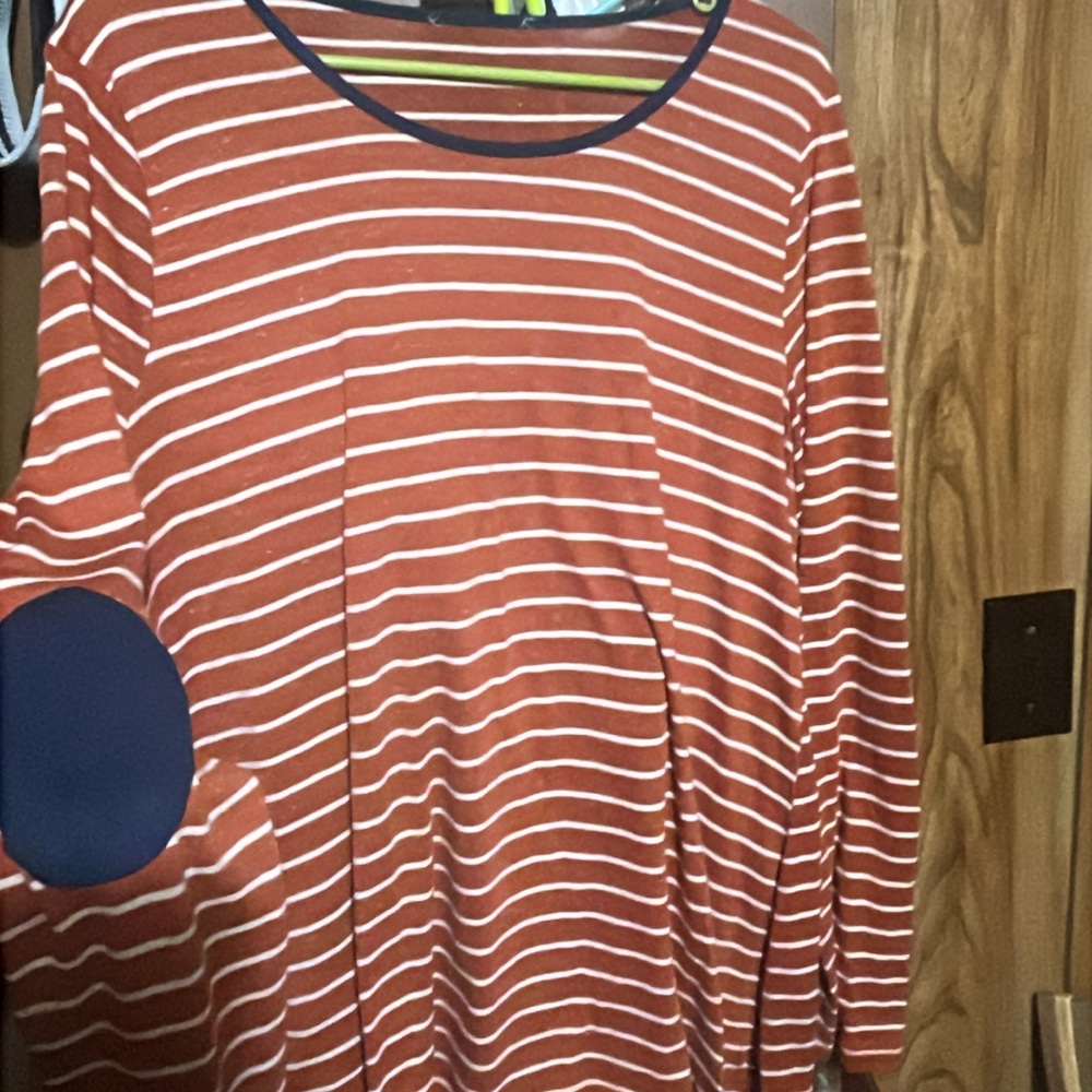 LS Shirt with elbow patches